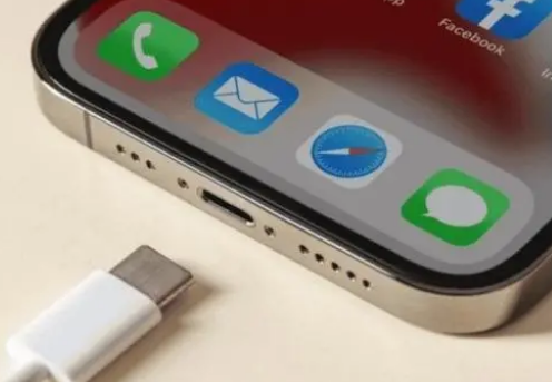 承留镇苹果15维修分享iPhone15改USB-C接口后能和安卓用户互借充电器吗 